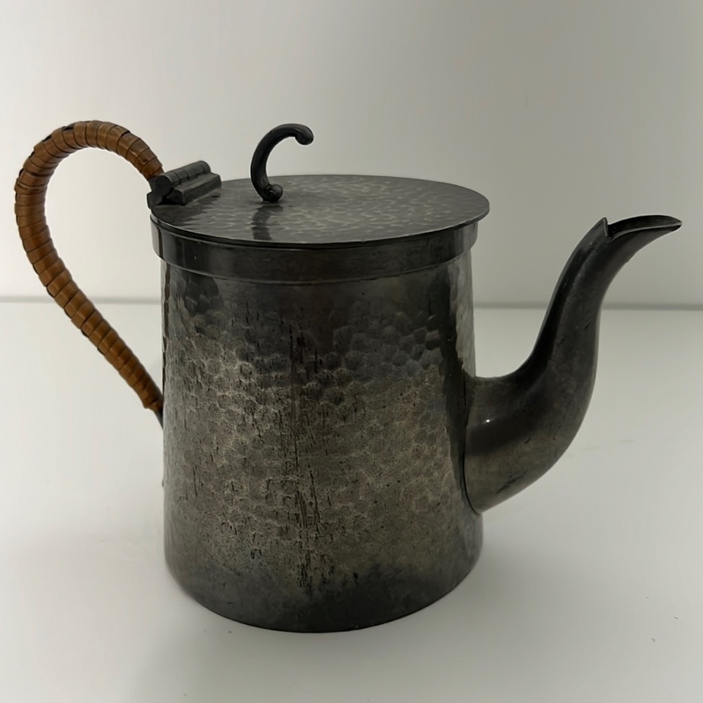 English Pewter Hammered Teapot | Marked E3533